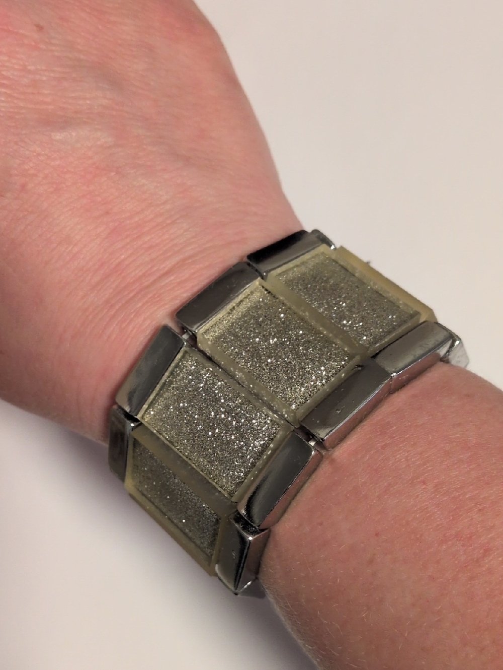 Traci Lynn Silver Tone‎ Stretch Bracelet Band with Glitter Panels